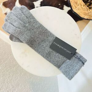 SOFIA CASHMERE Screen Compatible Tech Knit Cashmere Gloves, Gray, LUXURIOUS, NWT
